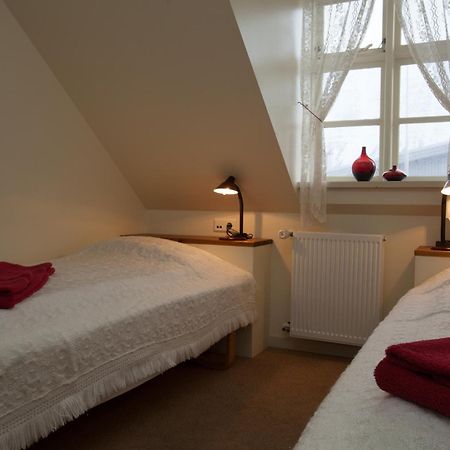 Guesthouse Gamla Ísafjörður Zewnętrze zdjęcie