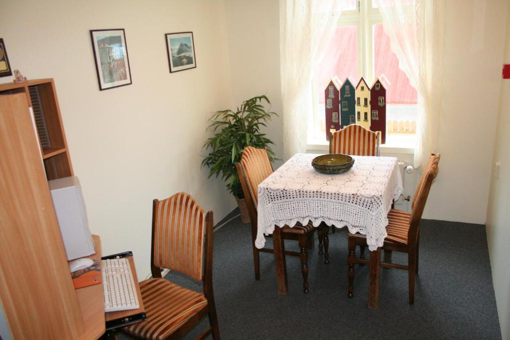 Guesthouse Gamla Ísafjörður Zewnętrze zdjęcie