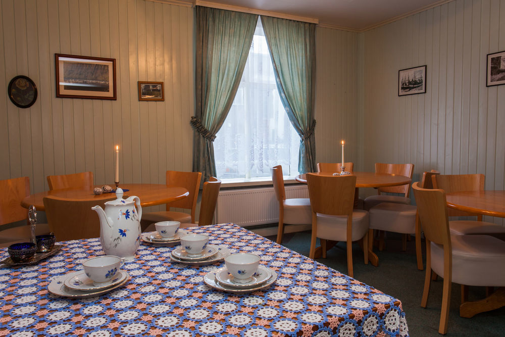 Guesthouse Gamla Ísafjörður Zewnętrze zdjęcie