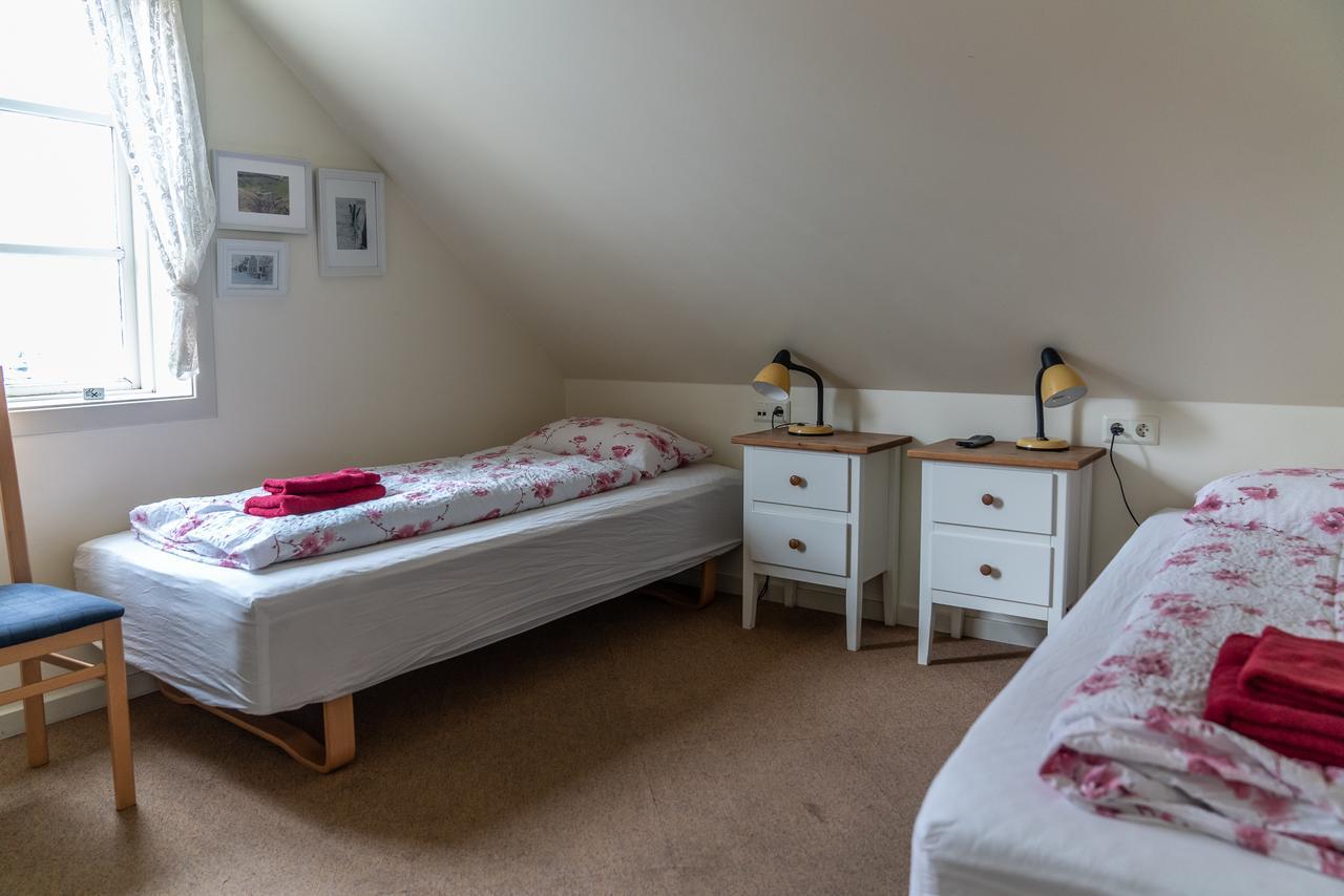 Guesthouse Gamla Ísafjörður Zewnętrze zdjęcie