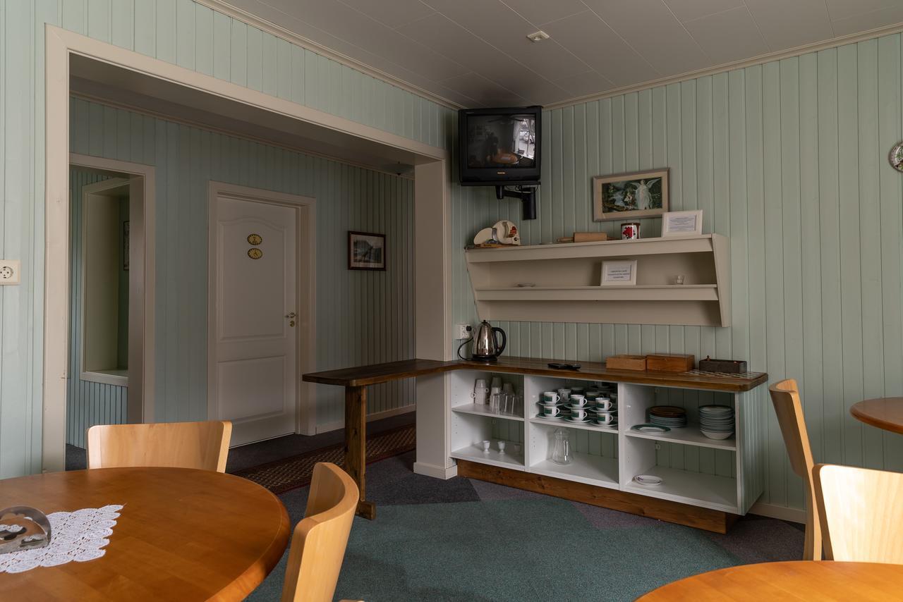 Guesthouse Gamla Ísafjörður Zewnętrze zdjęcie