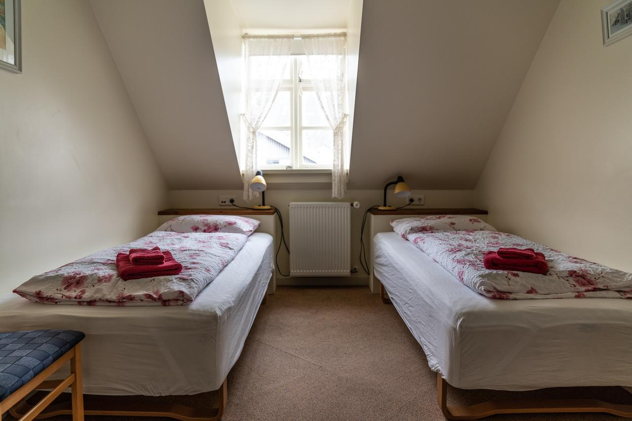 Guesthouse Gamla Ísafjörður Zewnętrze zdjęcie