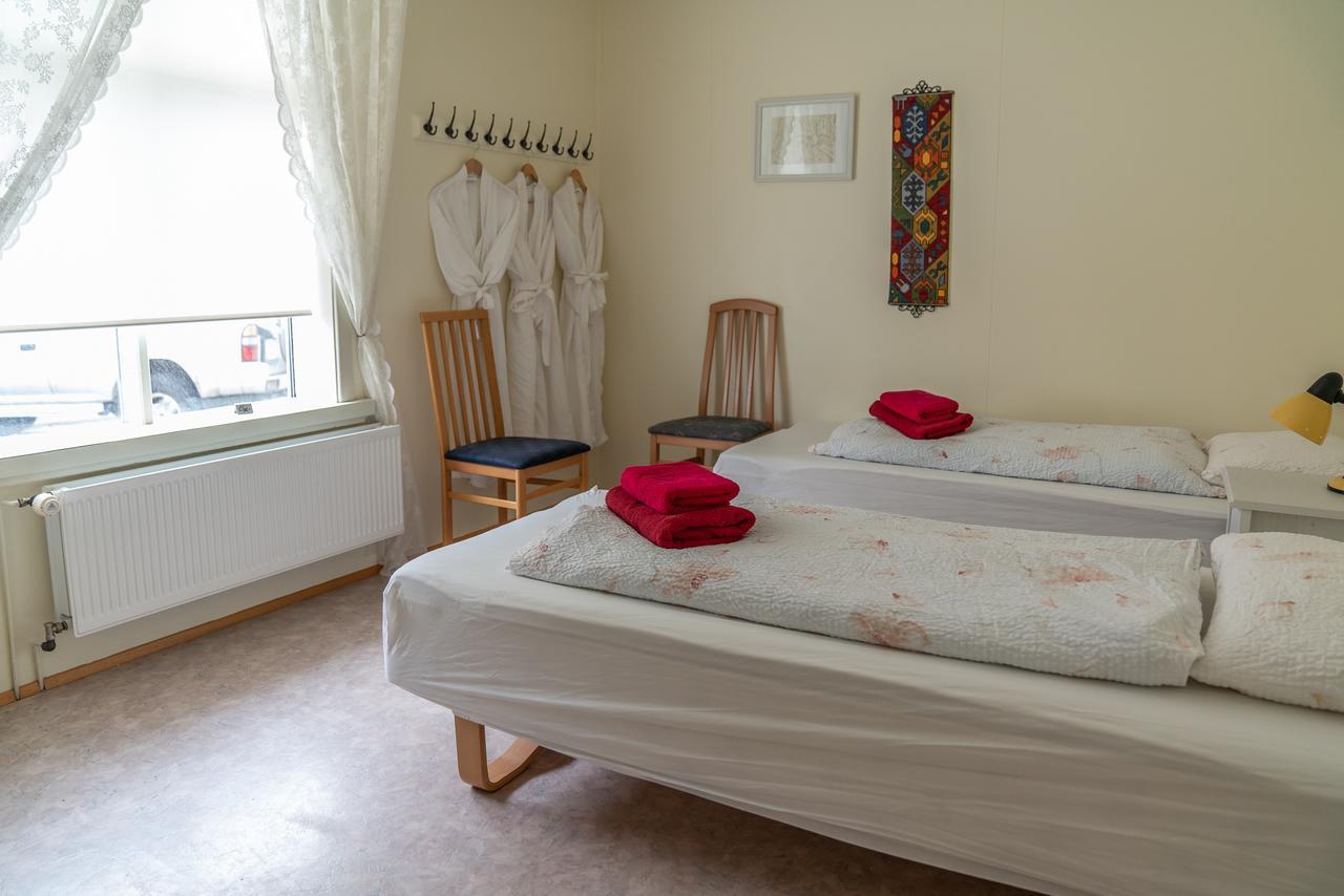 Guesthouse Gamla Ísafjörður Zewnętrze zdjęcie