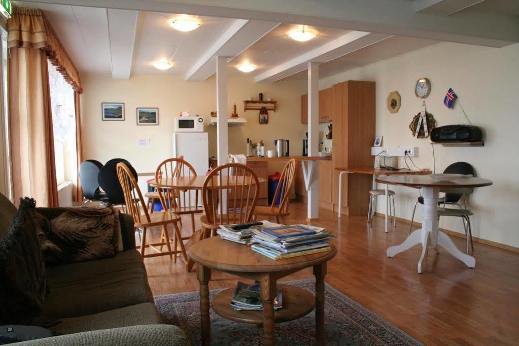 Guesthouse Gamla Ísafjörður Zewnętrze zdjęcie