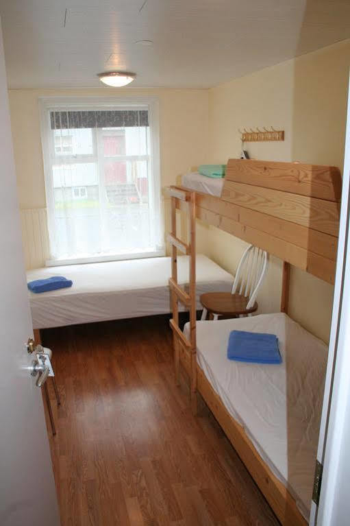 Guesthouse Gamla Ísafjörður Zewnętrze zdjęcie